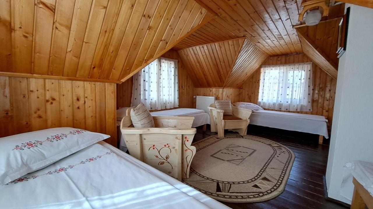 Casa Marcela Fundata Extérieur photo